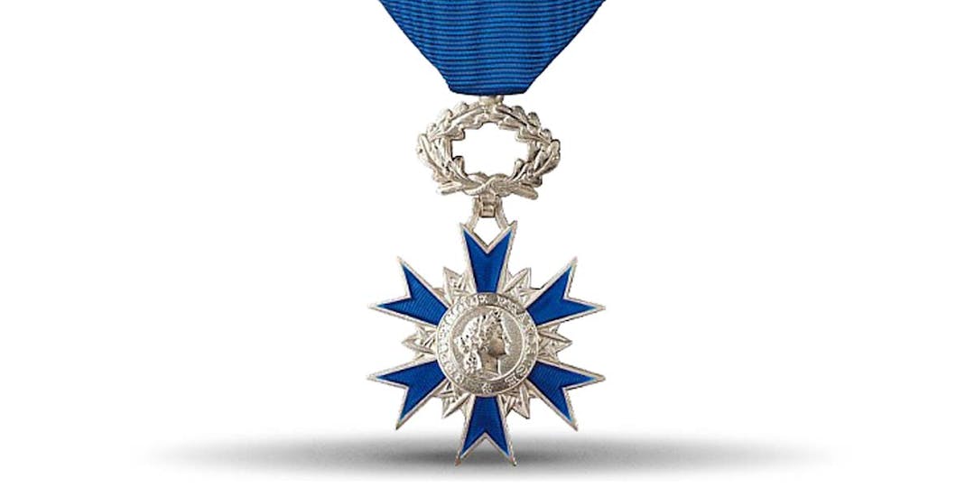 <i class='fa fa-lock' aria-hidden='true'></i> L’ordre national du Mérite pour des personnalités non-militaires liées à la Gendarmerie