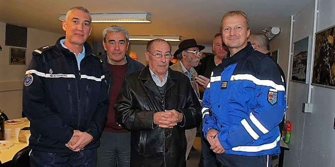 Anciens et actuels motocyclistes de la Gendarmerie du Var se retrouvent