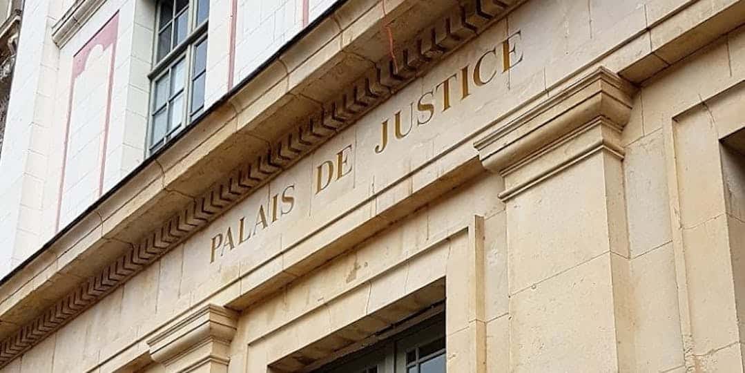 Bourges : des jeunes condamnés pour avoir insulté sept gendarmes