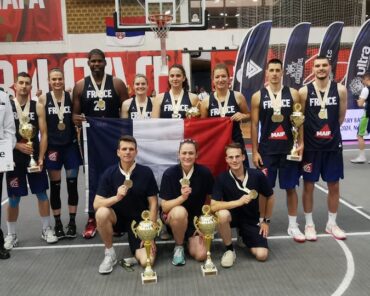 Les équipes de France femmes et hommes sont championnes du monde militaire (photo équipe de France militaire)