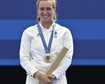 La gendarme Lisa Barbelin a créé la surprise en tir à l'arch (photo CNOSF / KMSP)